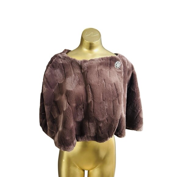 NWT Women’s Birch & Stone Faux Fur Capelet / Fur Bolero - Brown - Picture 2 of 5